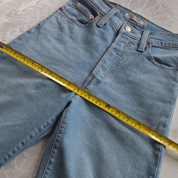 Levi's Ribcage Straight Ankle Light Wash Distressed Jeans Size 25 - Picture 12 of 16